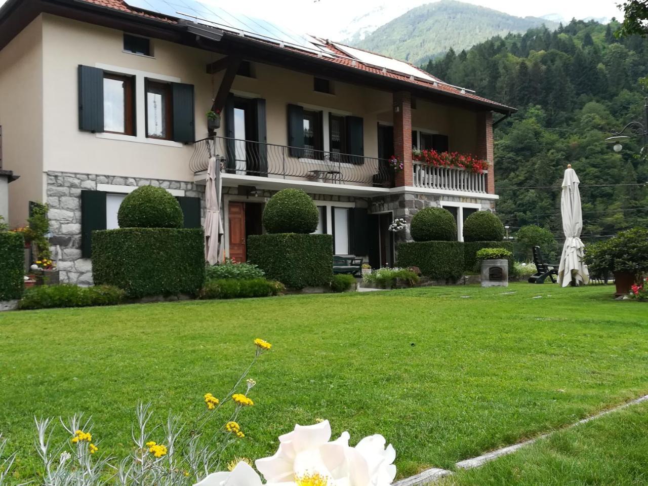 B&B Oltra Lamon Exteriér fotografie